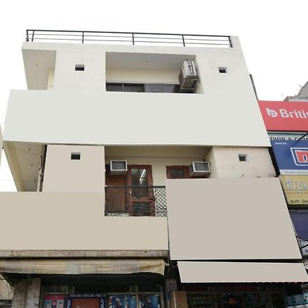Oyo 28179 Ambay Guest House Jalandhar Exterior foto